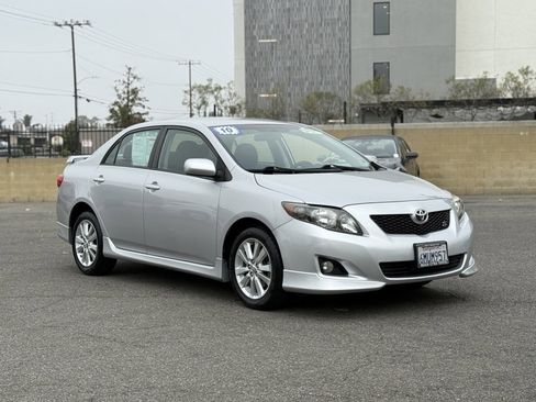 Used 2010 Toyota Corolla S image 2
