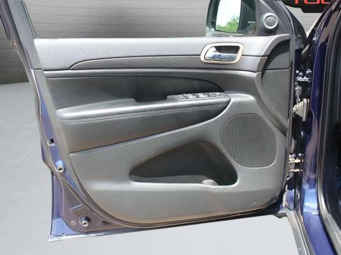 Used 2016 Jeep Grand Cherokee Laredo w/ Quick Order Package 23E image 10