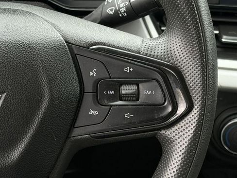 Used 2024 Chevrolet Trax LS image 14