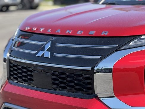 New 2025 Mitsubishi Outlander SEL image 5