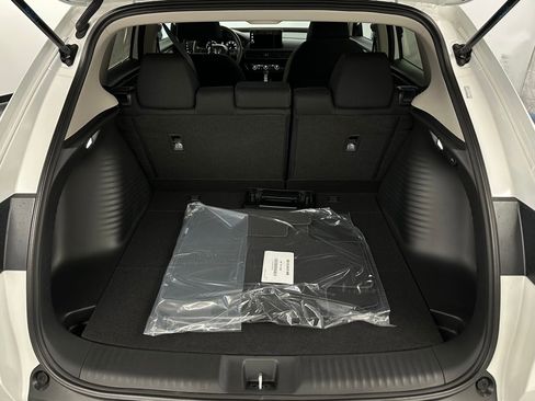 New 2026 Honda HR-V LX image 26