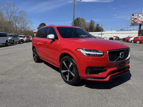 Used 2019 Volvo XC90 T6 R-Design w/ Advanced Package image 2
