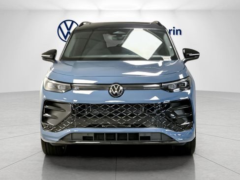 New 2026 Volkswagen Tiguan SE R-Line image 8