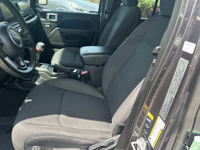 Used 2022 Jeep Wrangler Unlimited Sport AWD/4WD image 12