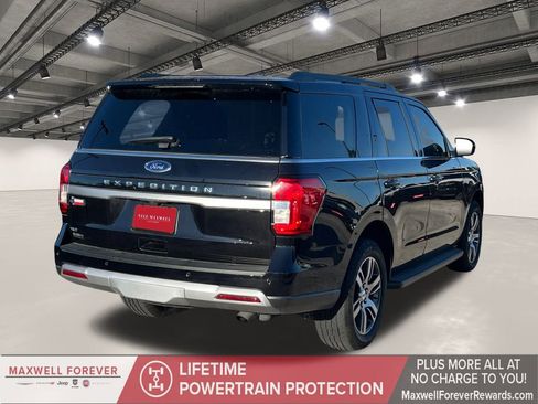 Used 2024 Ford Expedition XLT image 16