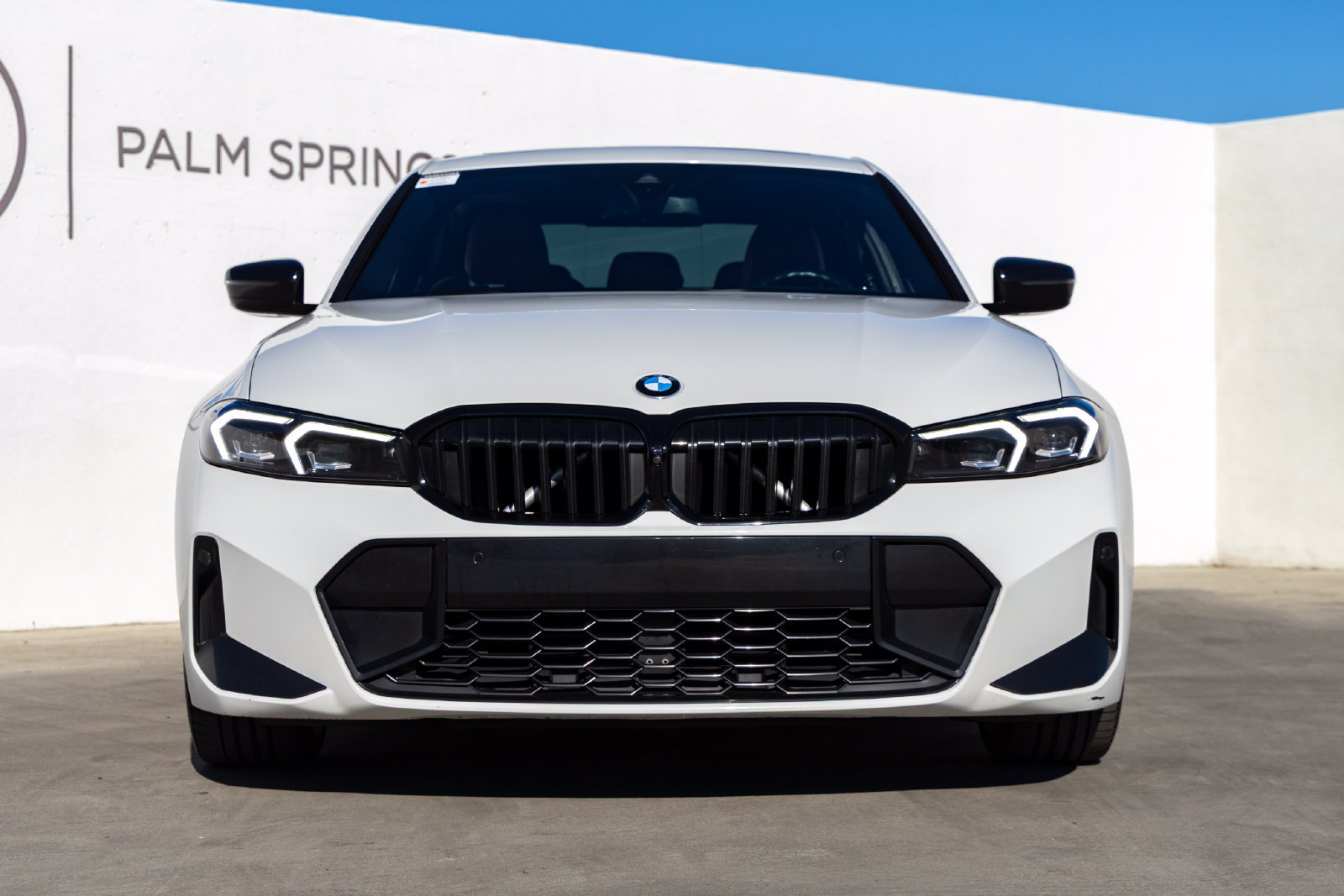 Certified 2024 BMW 330i Sedan w/ M Sport Package RWD image 4