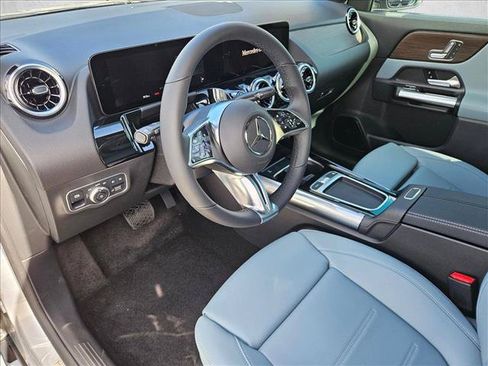 New 2026 Mercedes-Benz GLA 250 image 3
