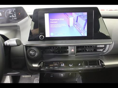 Used 2025 Toyota Prius LE FWD image 22