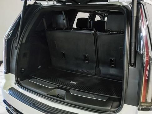 Used 2025 Cadillac Escalade V w/ LPO, Floor Liner Package AWD/4WD image 51