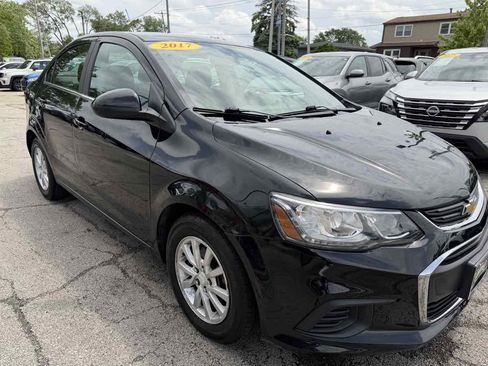 Used 2017 Chevrolet Sonic LT w/ Convenience Package FWD image 19
