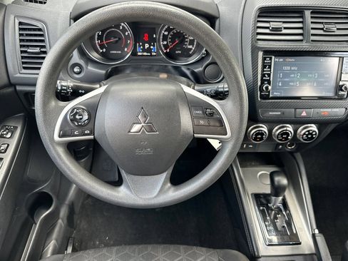 Used 2022 Mitsubishi Outlander Sport ES FWD image 14