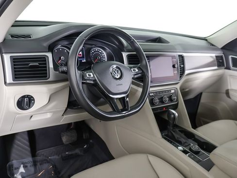 Used 2020 Volkswagen Atlas SE w/ Panoramic Sunroof Package image 29