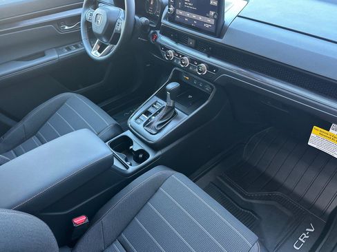 Used 2026 Honda CR-V Sport image 14