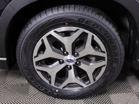 Used 2021 Subaru Forester Premium image 41