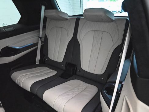 Used 2023 BMW X7 M60i w/ Executive Package AWD/4WD image 40