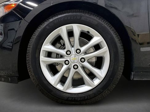 Used 2016 Chevrolet Malibu Hybrid image 31