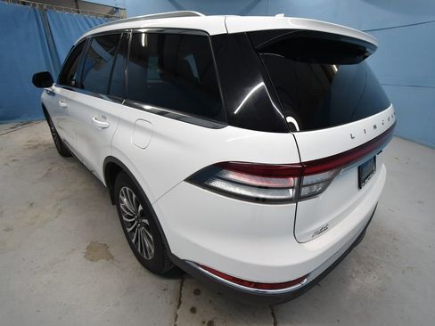 Used 2021 Lincoln Aviator Reserve w/ Elements Package Plus image 38