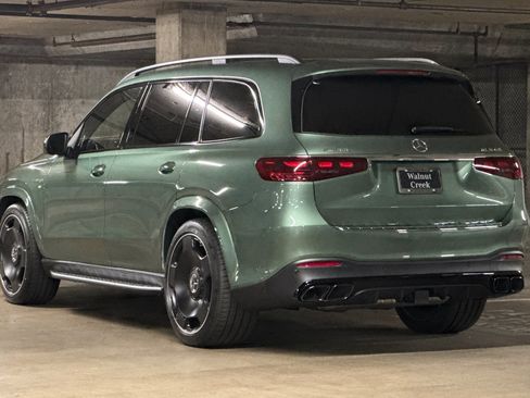 New 2026 Mercedes-Benz GLS 63 AMG 4MATIC image 3