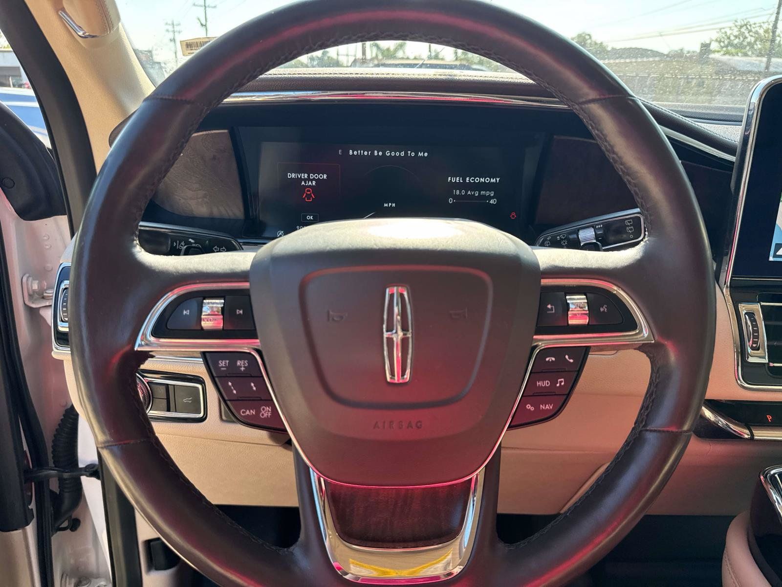 Used 2019 Lincoln Navigator Reserve AWD/4WD image 21
