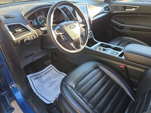 Used 2024 Ford Edge SEL image 11