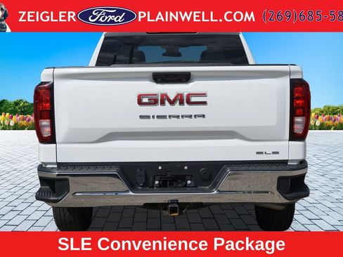 Used 2023 GMC Sierra 1500 SLE AWD/4WD image 4