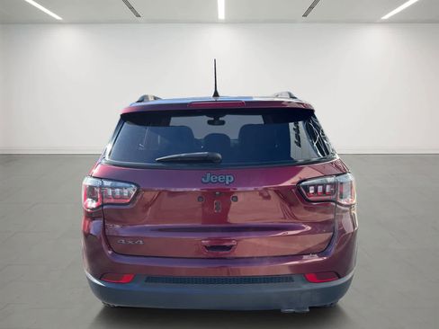 Used 2021 Jeep Compass Latitude image 5