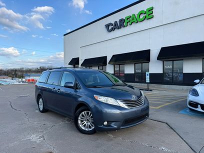 Used 2016 Toyota Sienna XLE Premium