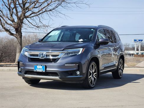 Certified 2020 Honda Pilot Touring image 3