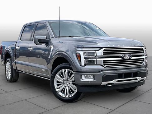 Certified 2024 Ford F150 Platinum w/ Equipment Group 703A Plus AWD/4WD image 3