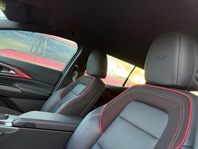 Used 2024 Chevrolet Equinox EV RS FWD image 9