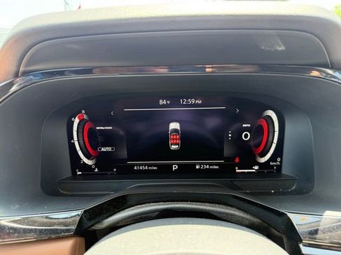 Used 2023 Nissan Pathfinder Platinum w/ Cargo Package AWD/4WD image 35