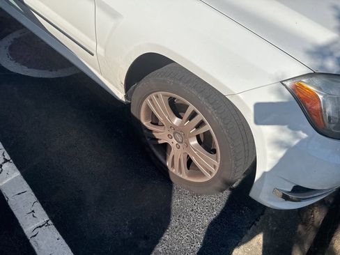 Used 2015 Mercedes-Benz GLK 350 4MATIC image 4