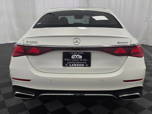 Used 2024 Mercedes-Benz E 350 4MATIC Sedan image 5