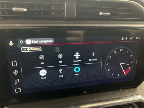 Used 2024 GMC Sierra 2500 Denali w/ Technology Package image 19