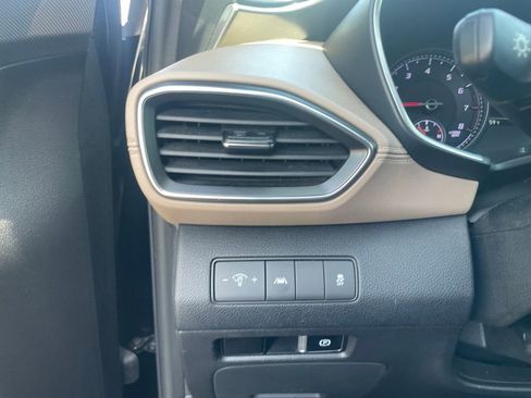 Used 2021 Hyundai Santa Fe SE w/ Cargo Package image 11