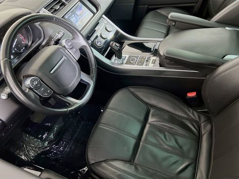 Used 2016 Land Rover Range Rover Sport HSE image 22