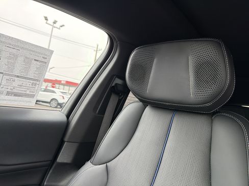 Certified 2024 Cadillac Lyriq Luxury image 21