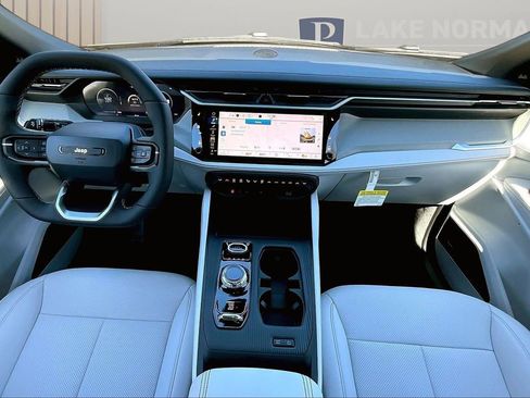 New 2026 Jeep Cherokee Limited image 10