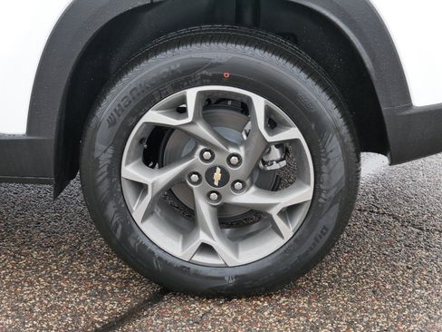 New 2026 Chevrolet Trax LT w/ Driver Confidence Package image 3