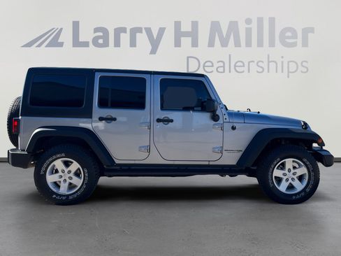 Used 2018 Jeep Wrangler Unlimited Sport S image 6