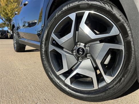 Used 2024 Hyundai Palisade Limited image 7