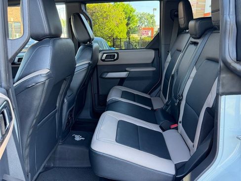 Used 2022 Ford Bronco Wildtrak AWD/4WD image 14