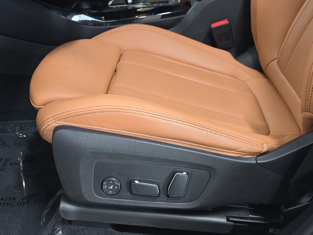 Used 2024 BMW X3 sDrive30i w/ M Sport Package RWD image 28