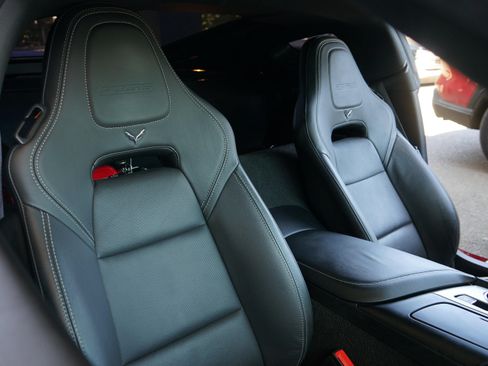 Used 2017 Chevrolet Corvette Z06 RWD image 18
