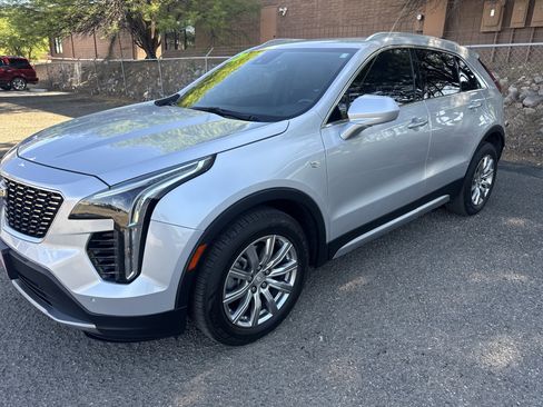 Used 2020 Cadillac XT4 Premium Luxury AWD/4WD image 3