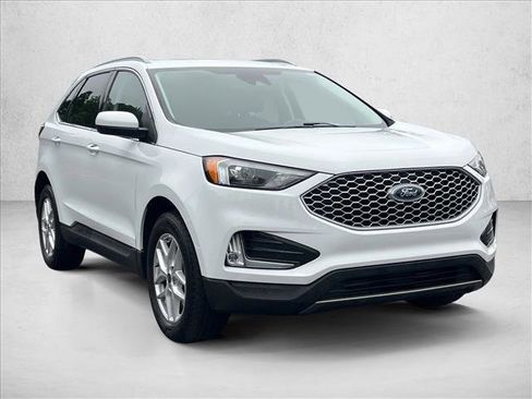 Used 2023 Ford Edge SEL w/ Convenience Package AWD/4WD image 3