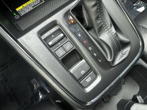 Used 2025 Honda CR-V EX-L image 62