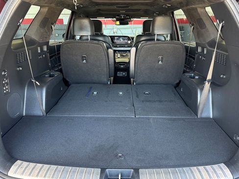 Used 2020 Hyundai Palisade Limited image 15