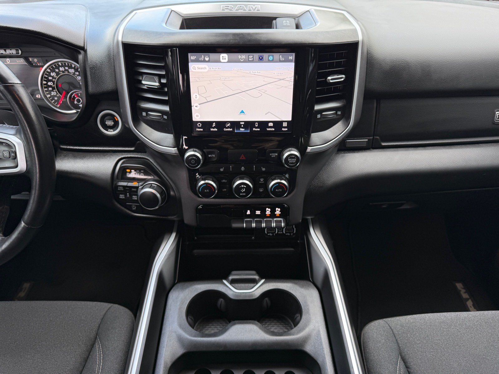 Used 2023 RAM 1500 Big Horn AWD/4WD image 23