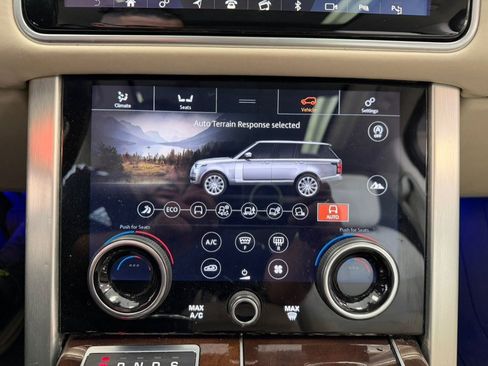 Used 2019 Land Rover Range Rover Supercharged AWD/4WD image 37